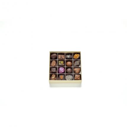 Coffret de 16 chocolats