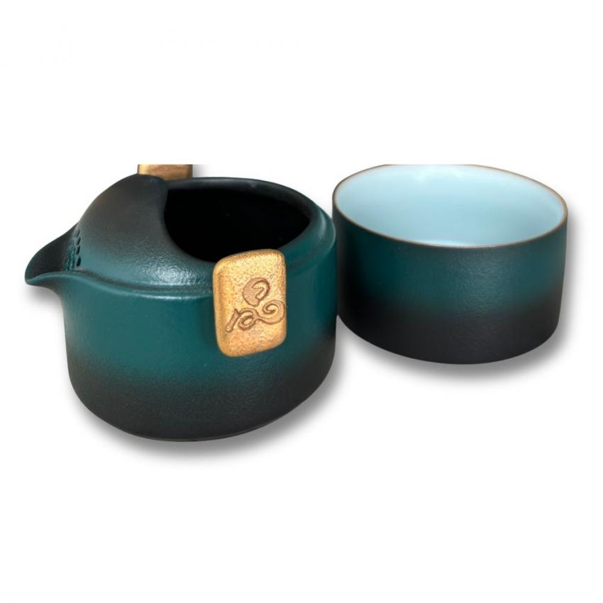 Teapot and cup set in a gift box