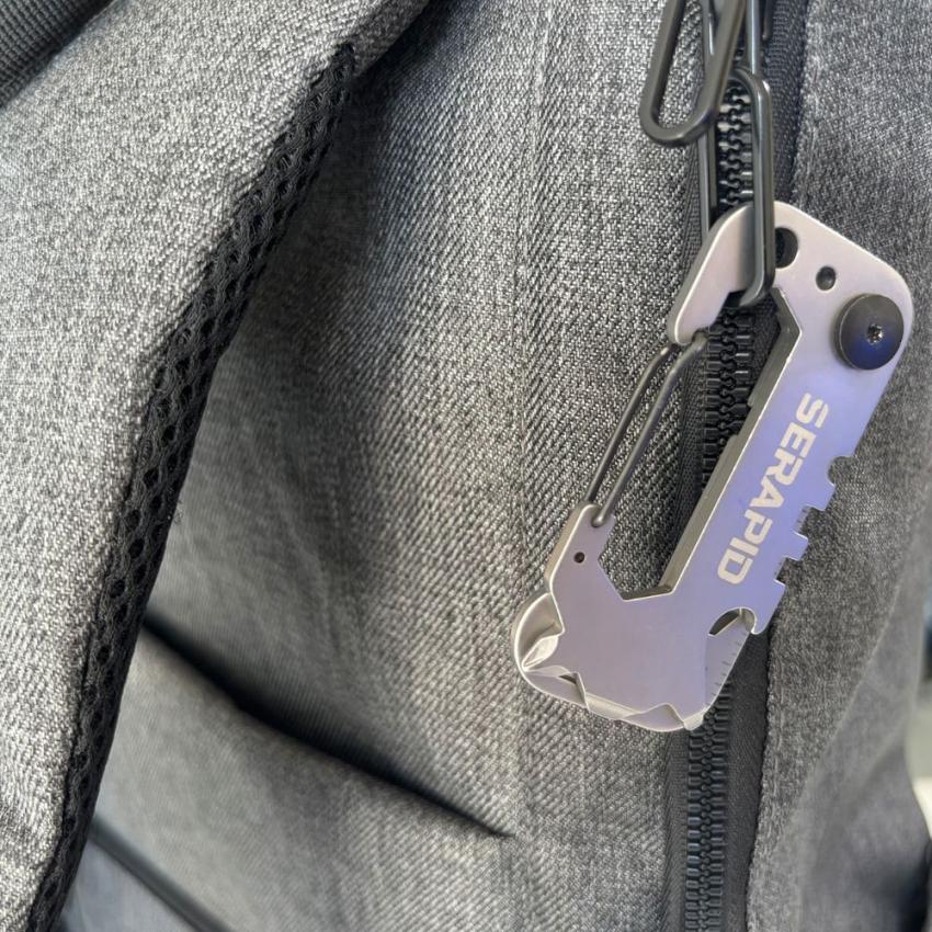 Serapid Multi-function tool with Carabiner