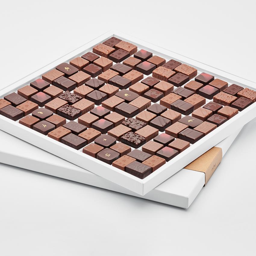 Coffret de 100 bonbons de chocolats assortis